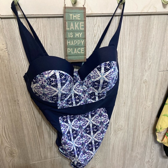 ADORE ME swim suit size 40DD - Picture 3 of 8